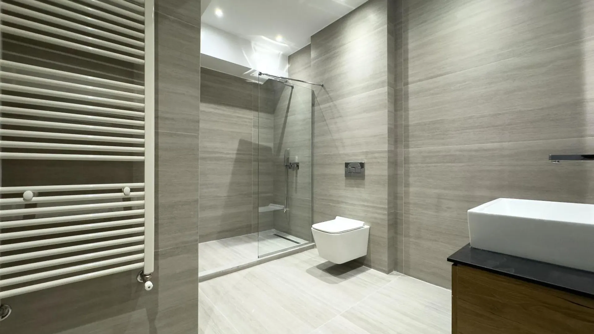 Villa 8 By Proliving Hospitality Thessaloniki Apartment